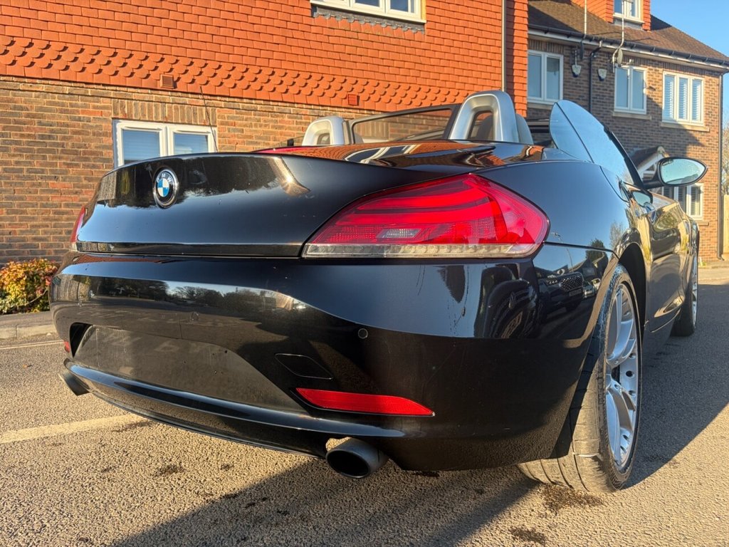 Used BMW Z4 2009 for sale - 77978939: Photo 4