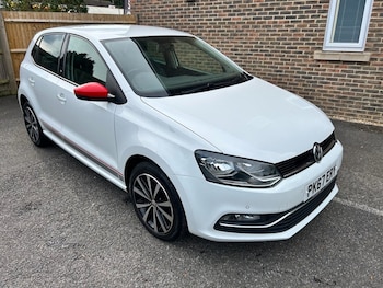 Used Volkswagen Polo 2017 for sale - 77200052: Photo