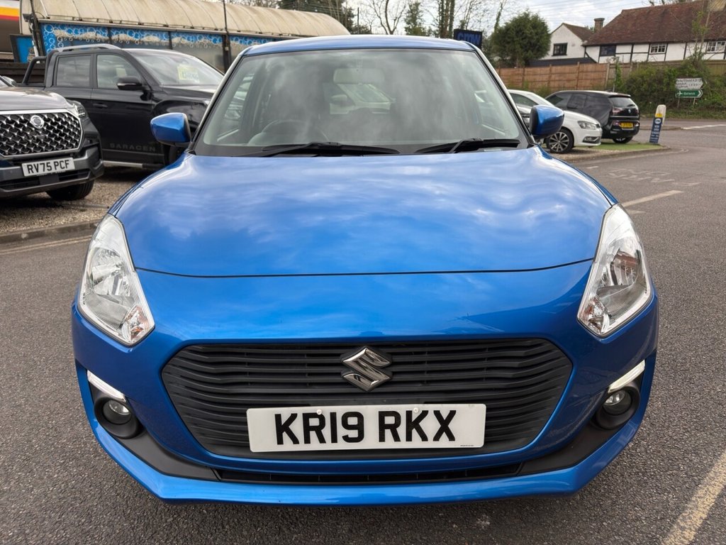 Used Suzuki Swift 2019 for sale - 78083327: Photo 2
