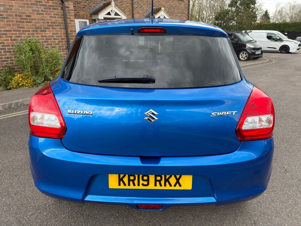 Used Suzuki Swift 2019 for sale - 78083327: Photo 4