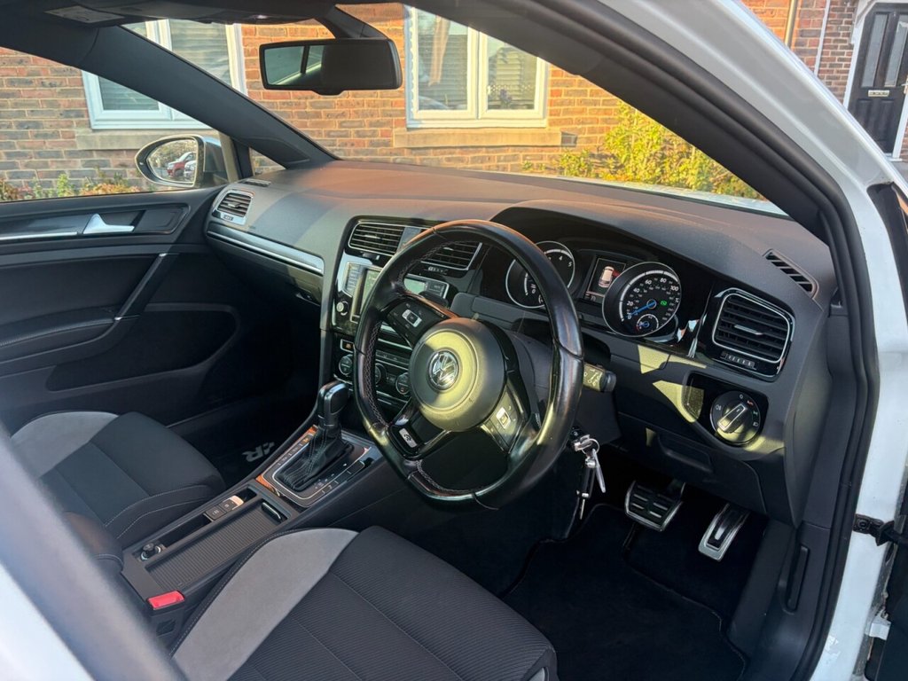 Used Volkswagen Golf 2016 for sale - 77990583: Photo 11