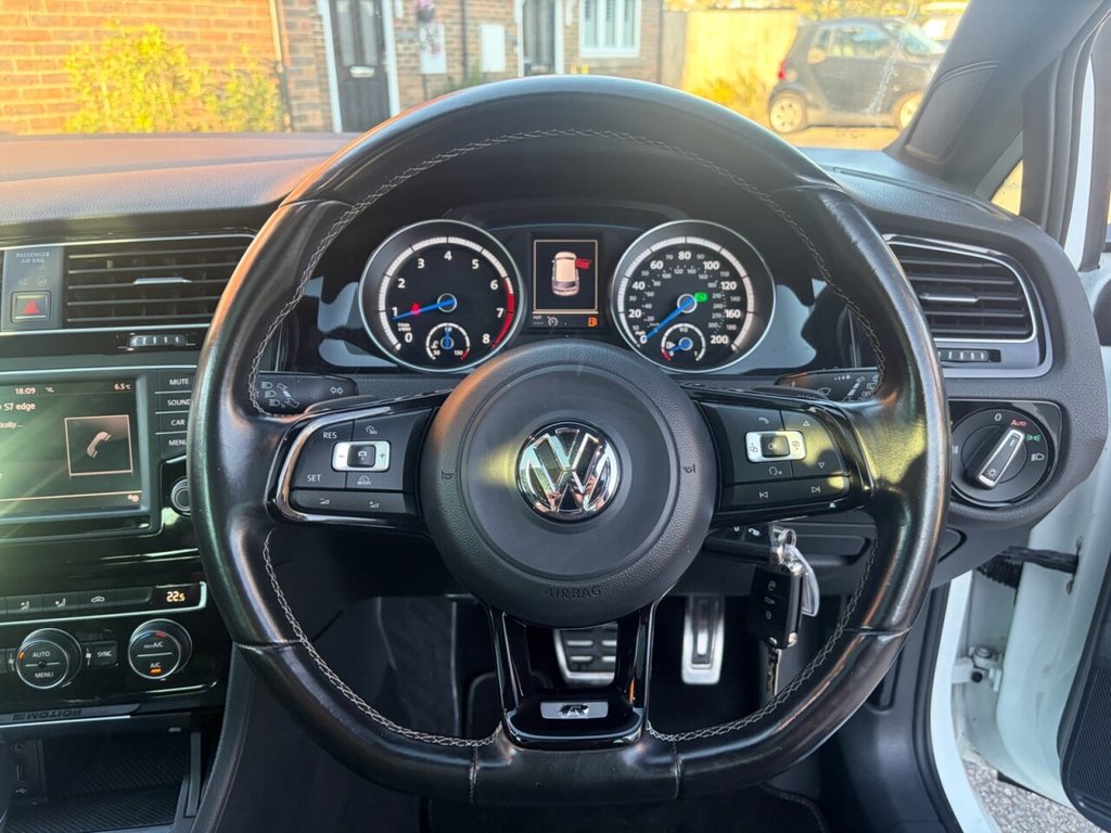 Used Volkswagen Golf 2016 for sale - 77990583: Photo 12