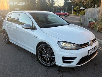 Used Volkswagen Golf 2016 for sale - 77990583: Photo