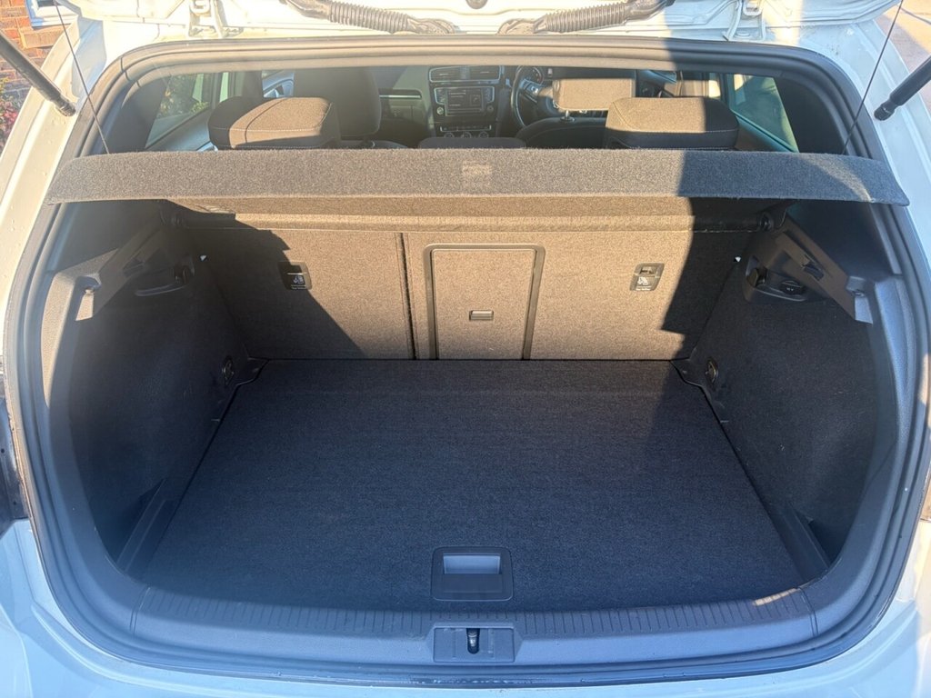 Used Volkswagen Golf 2016 for sale - 77990583: Photo 6