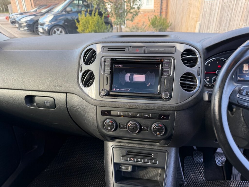 Used Volkswagen Tiguan 2015 for sale - 77557569: Photo 12