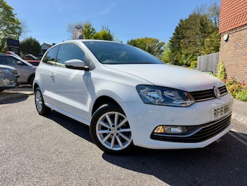Used Volkswagen Polo 2016 for sale - 78392963: Photo