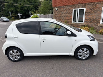 Used Toyota AYGO 2013 for sale - 78851302: Photo