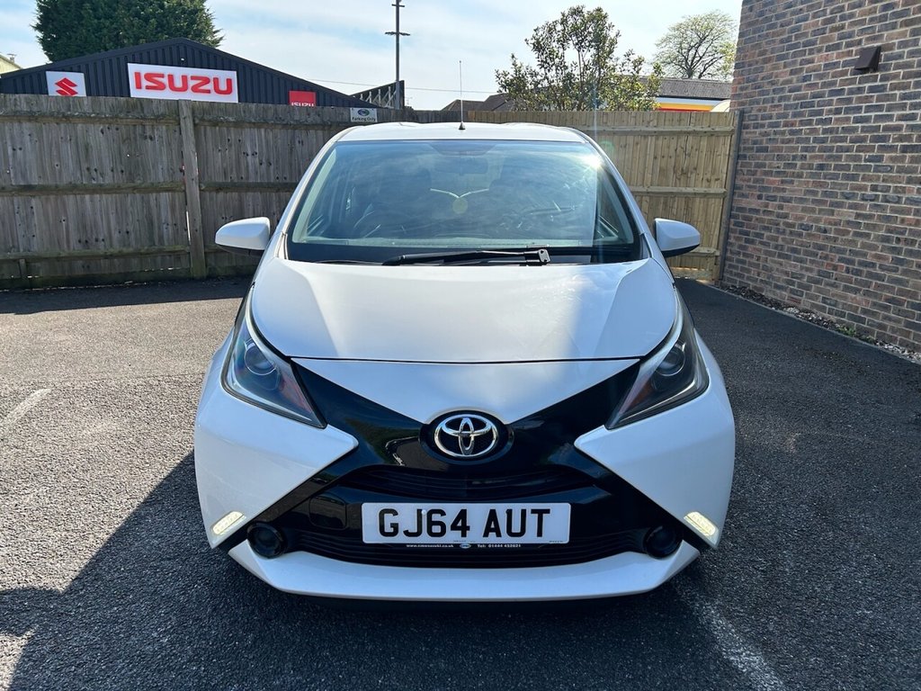 Used Toyota AYGO 2014 for sale - 77199986: Photo 2
