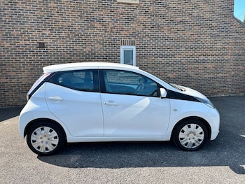 Used Toyota AYGO 2014 for sale - 77199986: Photo