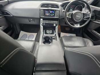 Used Jaguar XE 2017 for sale - 74799502: Photo