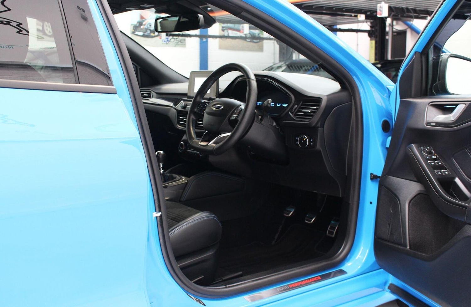 Used Ford Focus 2021 for sale - 76430850: Photo 29