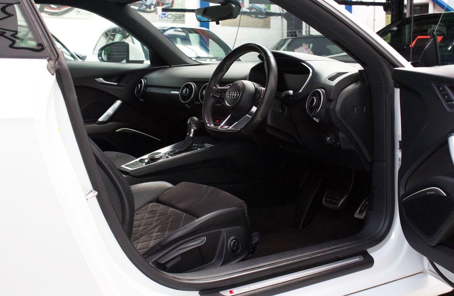 Used Audi TT 2016 for sale - 76807271: Photo 3