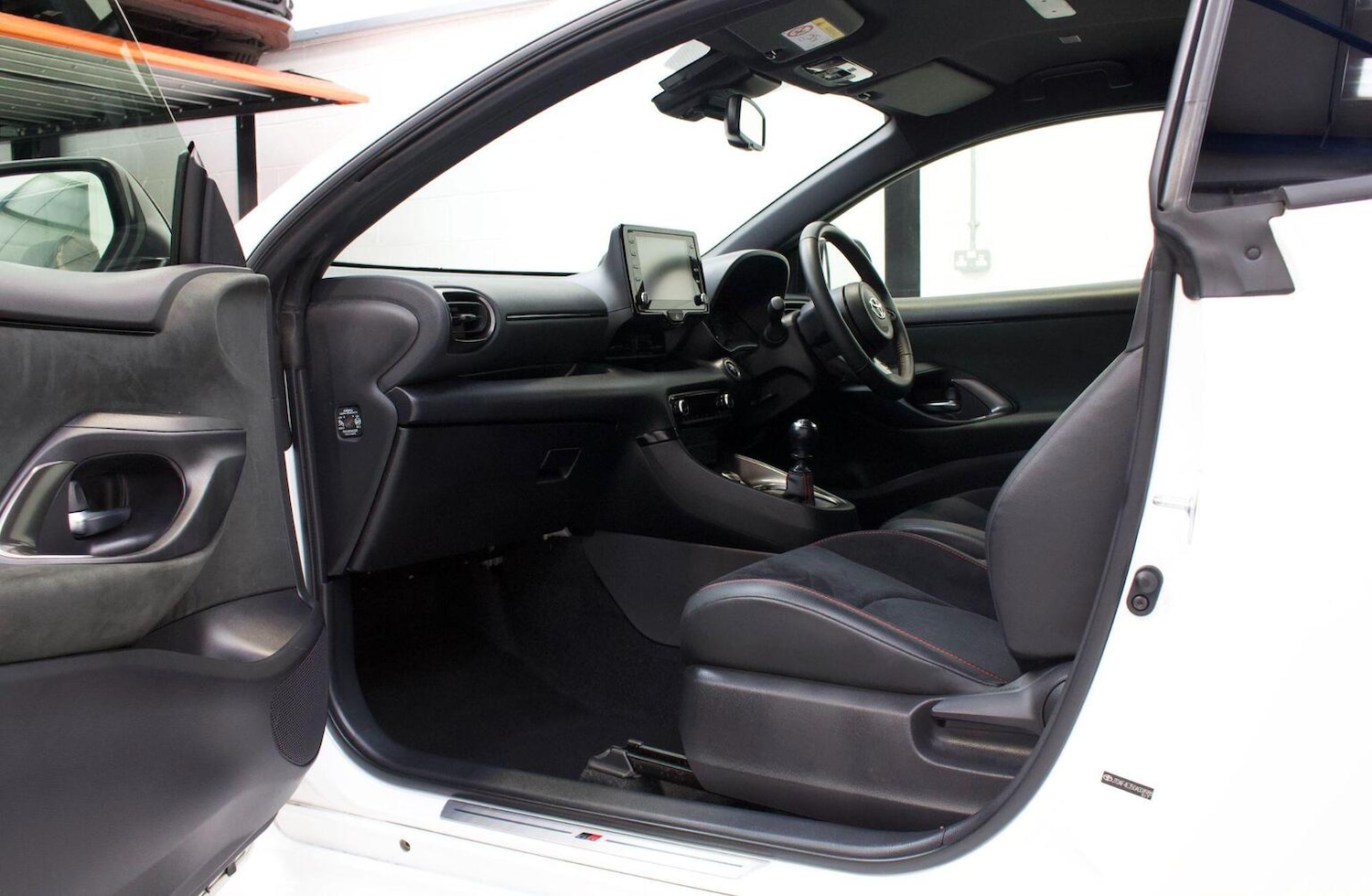 Used Toyota Yaris 2021 for sale - 76483085: Photo 37