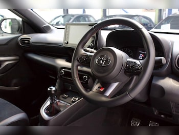 Used Toyota Yaris 2021 for sale - 76483085: Photo