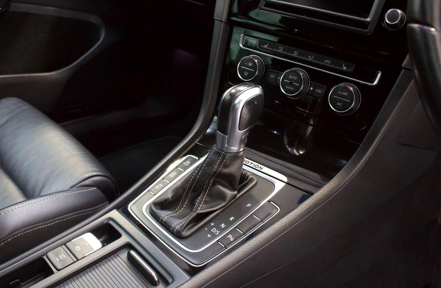 Used Volkswagen Golf 2016 for sale - 76531182: Photo 27