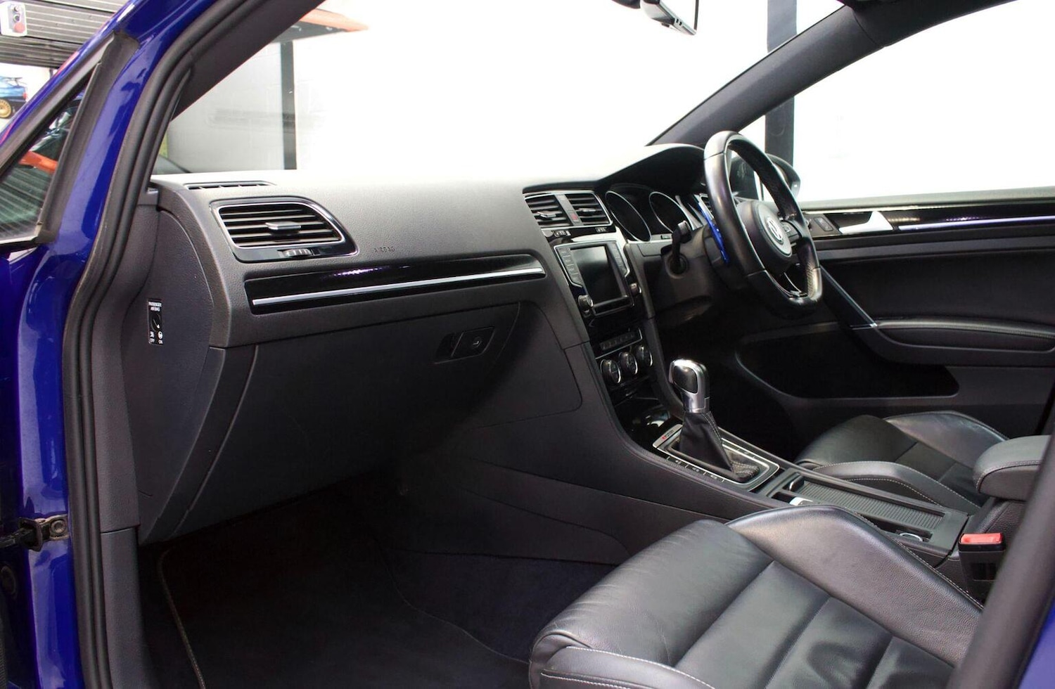 Used Volkswagen Golf 2016 for sale - 76531182: Photo 39