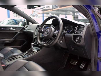 Used Volkswagen Golf 2016 for sale - 76531182: Photo