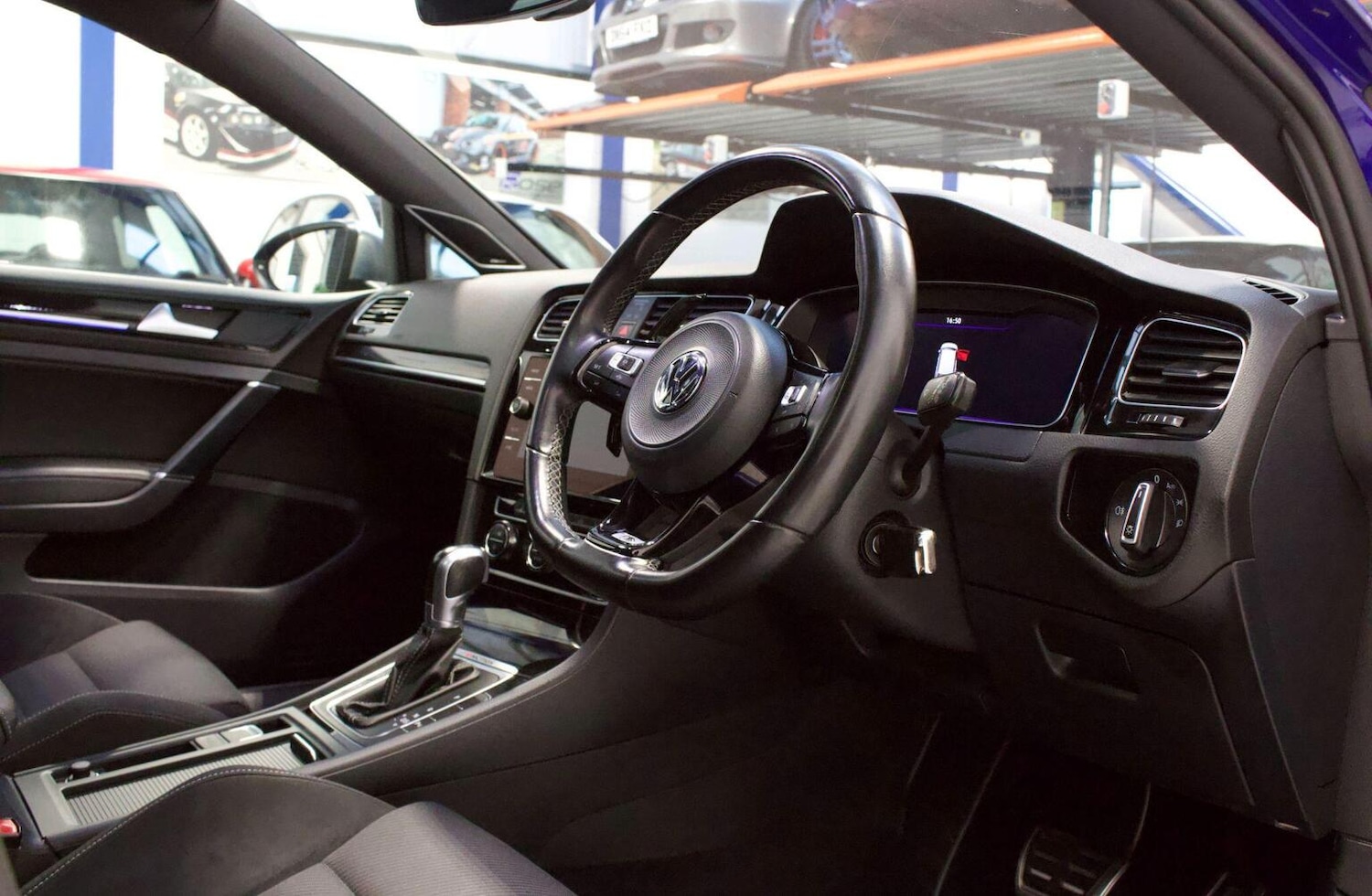 Used Volkswagen Golf 2019 for sale - 76588481: Photo 18