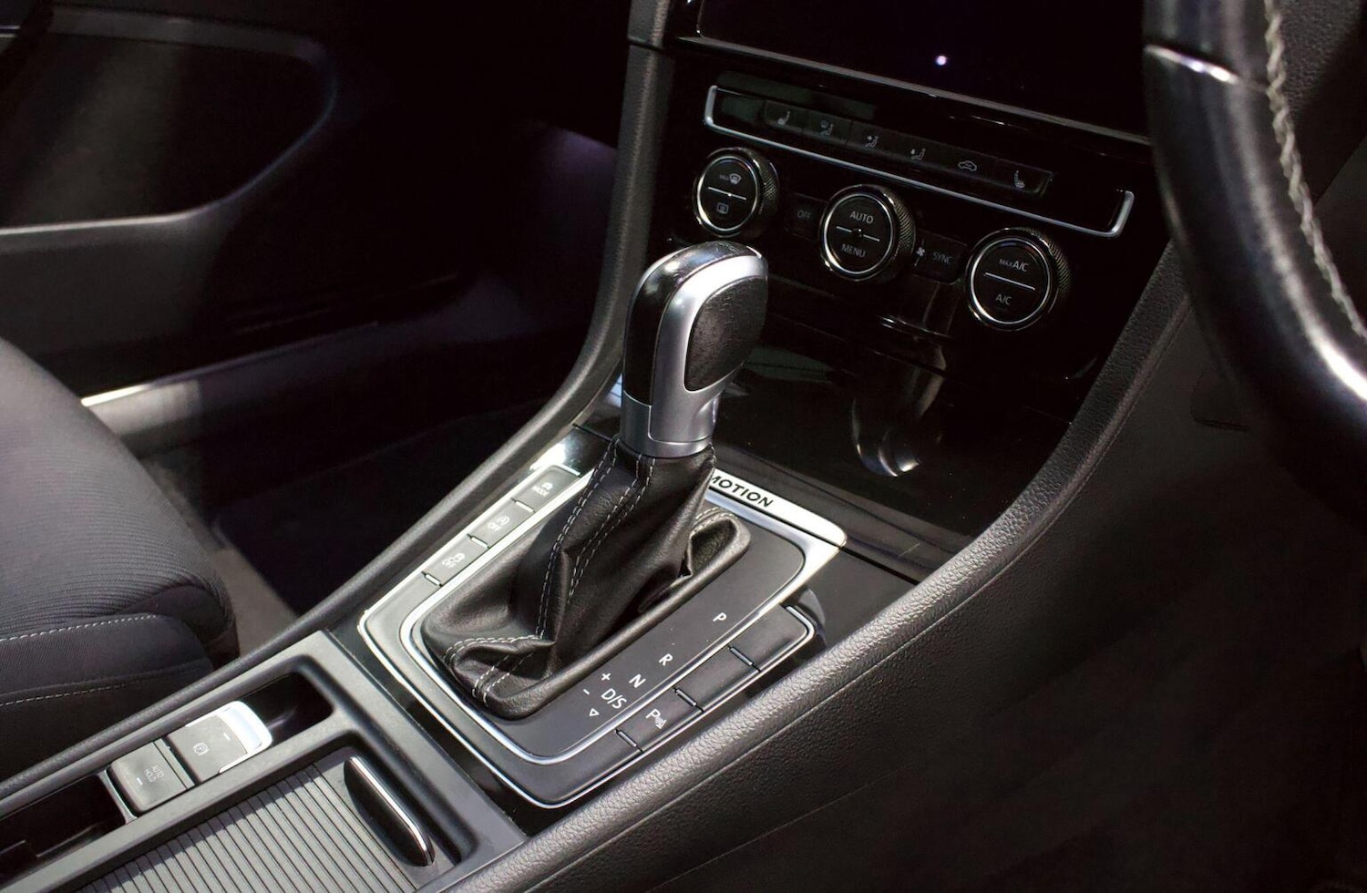 Used Volkswagen Golf 2019 for sale - 76588481: Photo 40