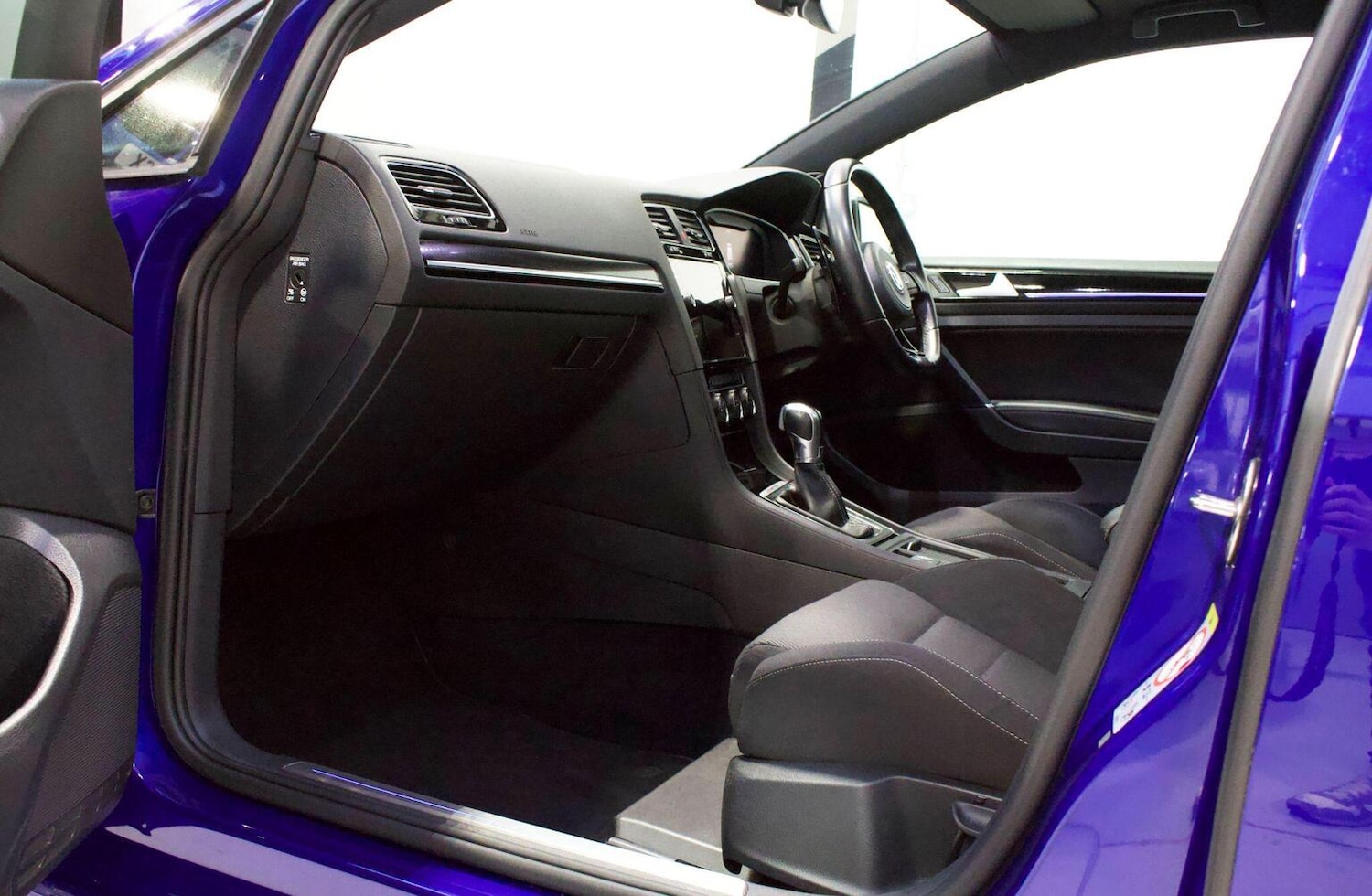 Used Volkswagen Golf 2019 for sale - 76588481: Photo 43