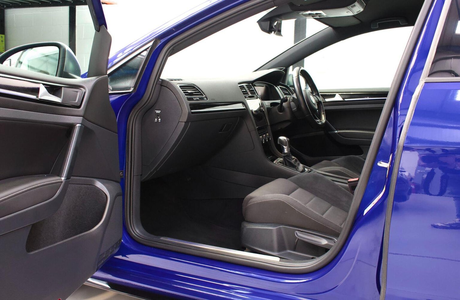 Used Volkswagen Golf 2018 for sale - 76431007: Photo 13