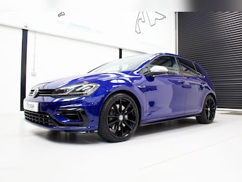 Used Volkswagen Golf 2018 for sale - 76431007: Photo