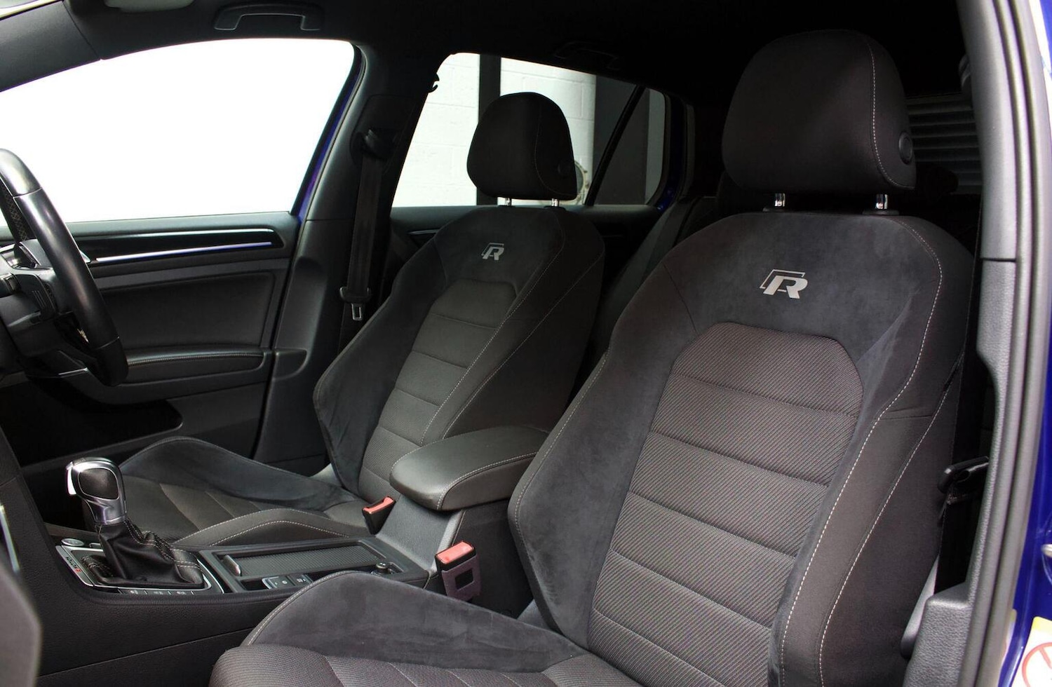 Used Volkswagen Golf 2018 for sale - 76431007: Photo 41