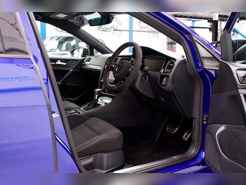 Used Volkswagen Golf 2018 for sale - 76430867: Photo