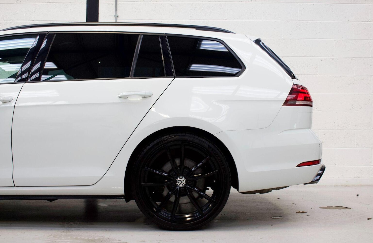 Used Volkswagen Golf 2019 for sale - 76904643: Photo 26