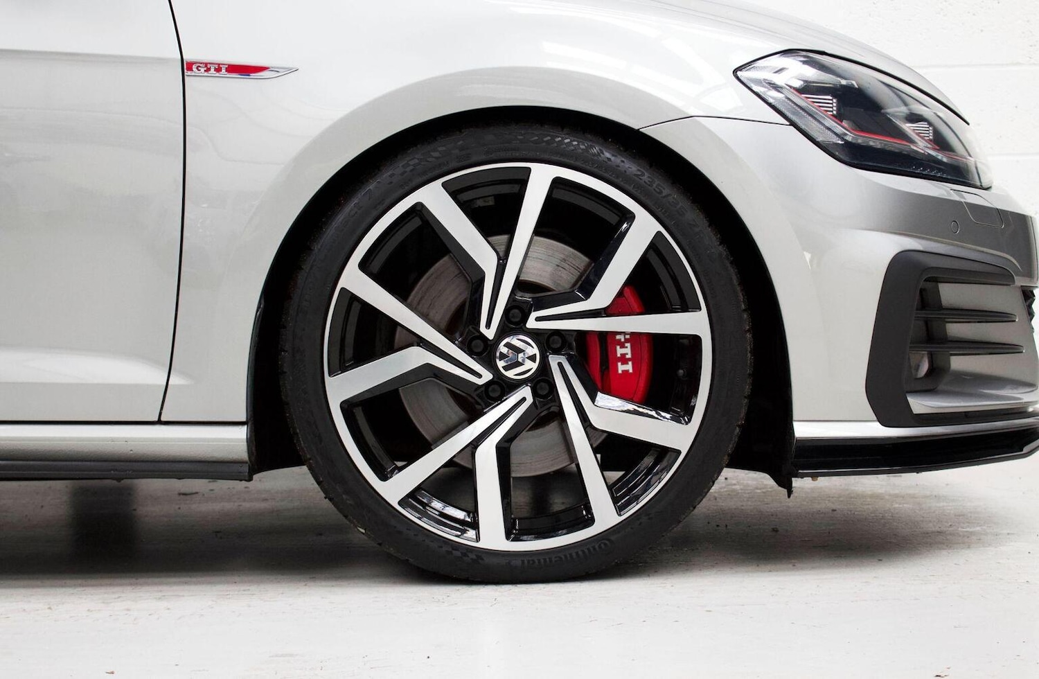 Used Volkswagen Golf 2017 for sale - 76748219: Photo 47