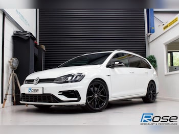 Used Volkswagen Golf 2017 for sale - 76430938: Photo