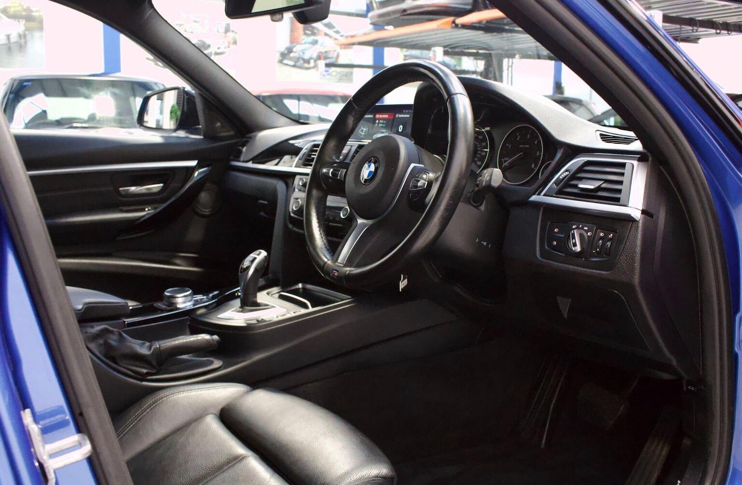 Used BMW 3 Series 2018 for sale - 76565187: Photo 34