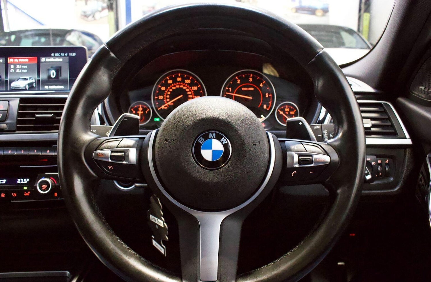 Used BMW 3 Series 2018 for sale - 76565187: Photo 44