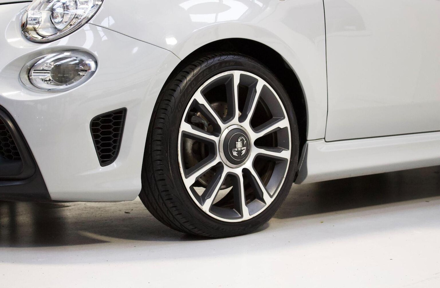 Used Abarth 595 2020 for sale - 76430975: Photo 6