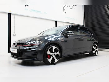 Used Volkswagen Golf 2014 for sale - 76935264: Photo