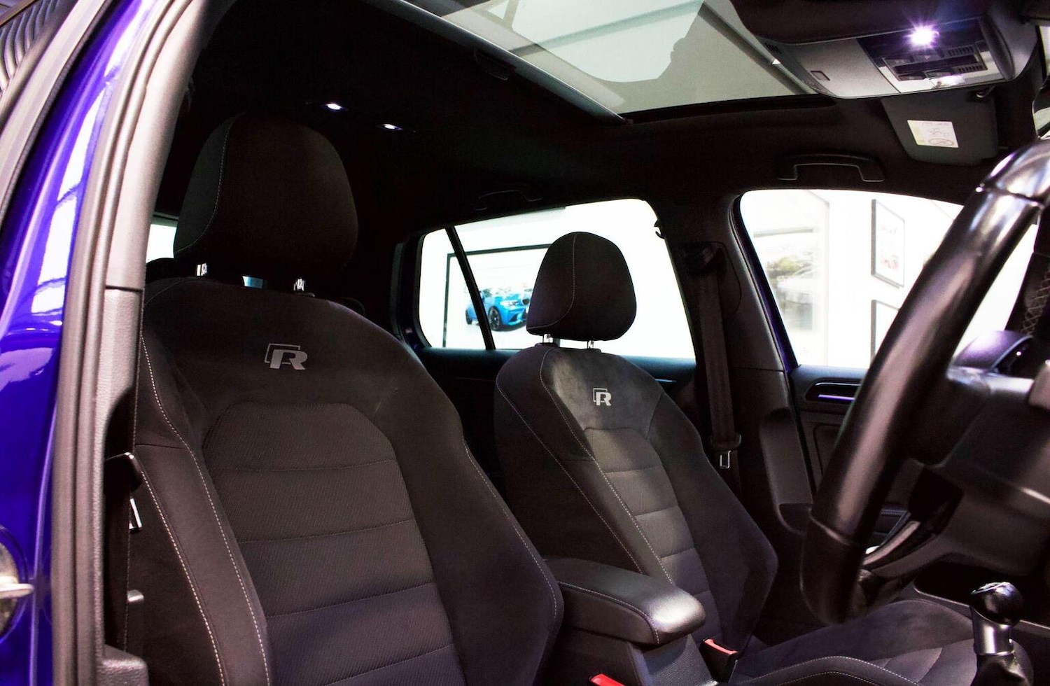 Used Volkswagen Golf 2017 for sale - 77077131: Photo 34