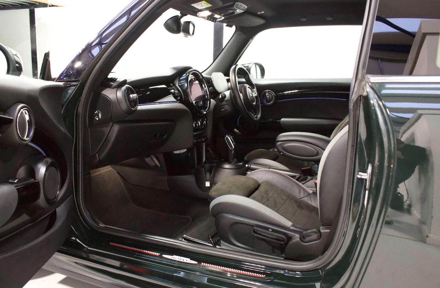 Used MINI Hatch 2021 for sale - 76517771: Photo 8