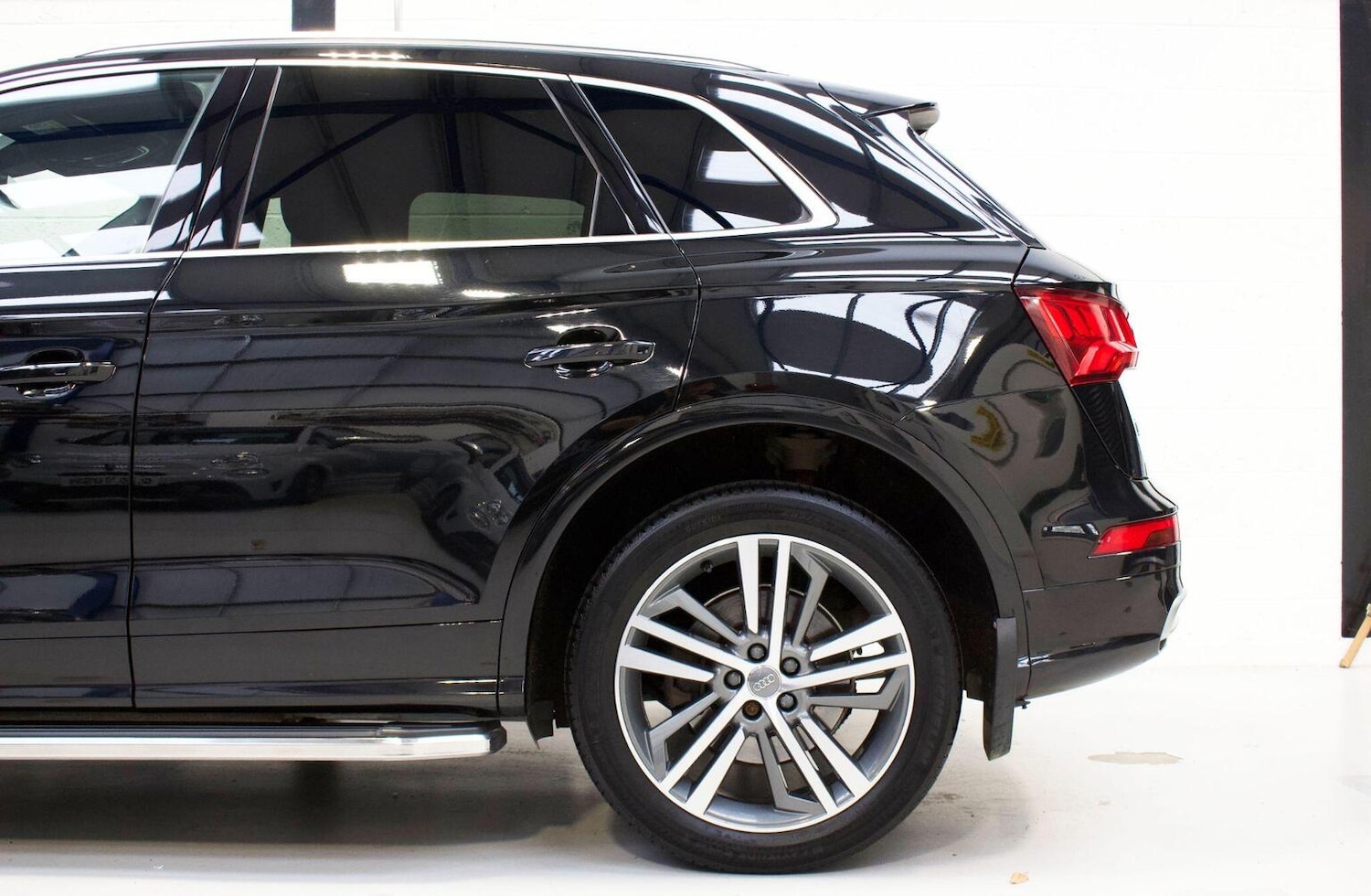 Used Audi Q5 2017 for sale - 76637411: Photo 27