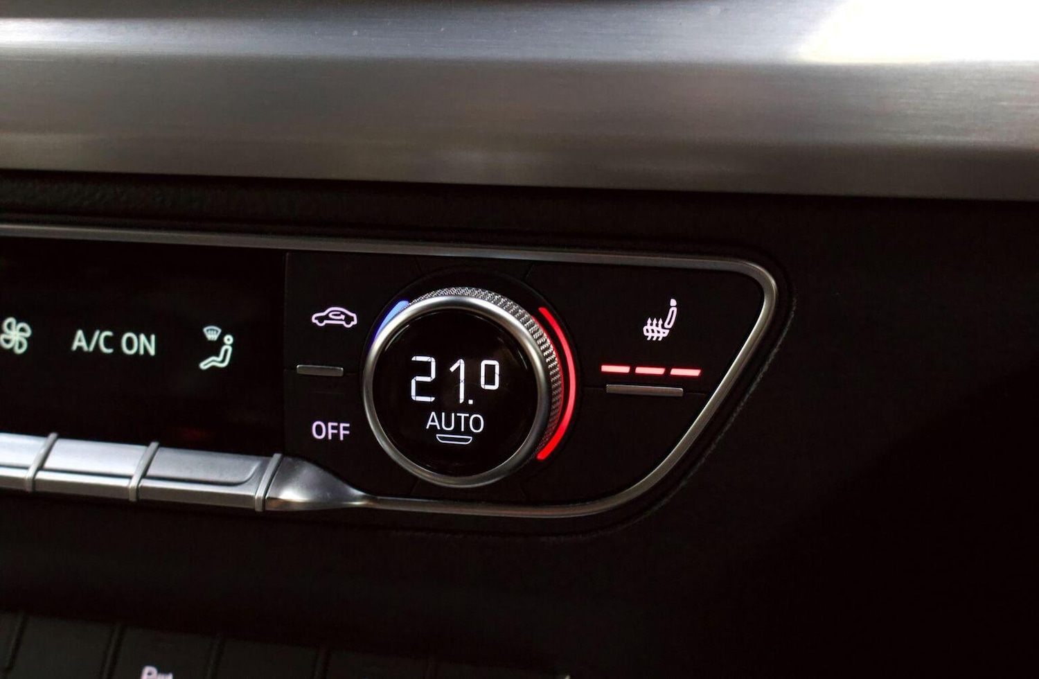 Used Audi Q5 2017 for sale - 76637411: Photo 47