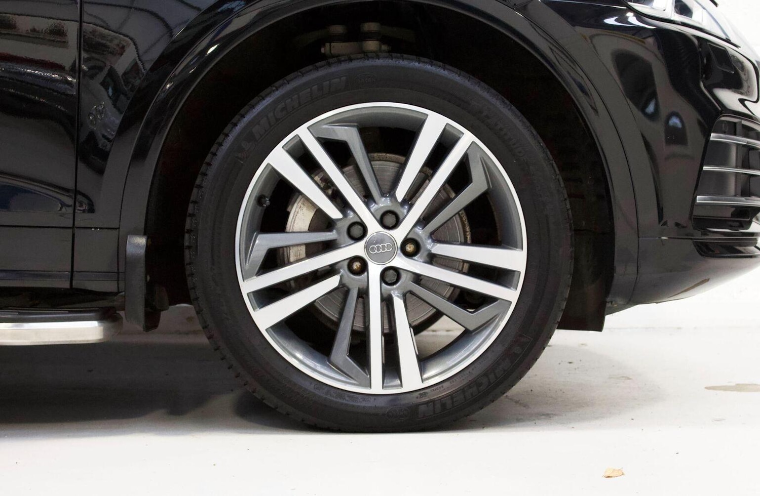 Used Audi Q5 2017 for sale - 76637411: Photo 51