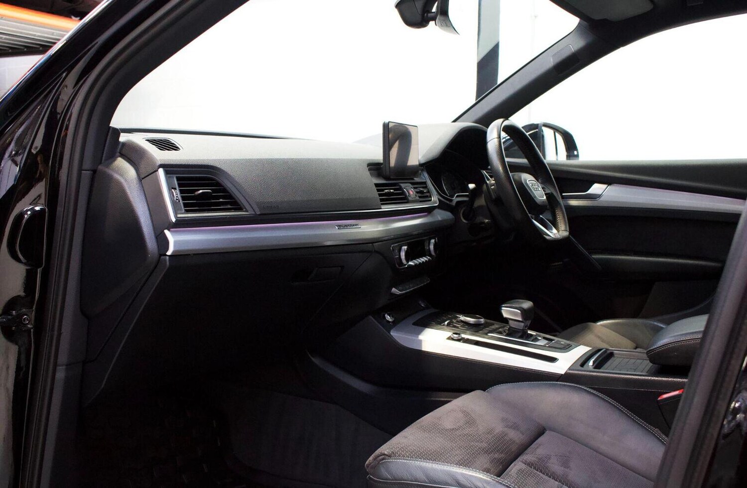 Used Audi Q5 2017 for sale - 76637411: Photo 52