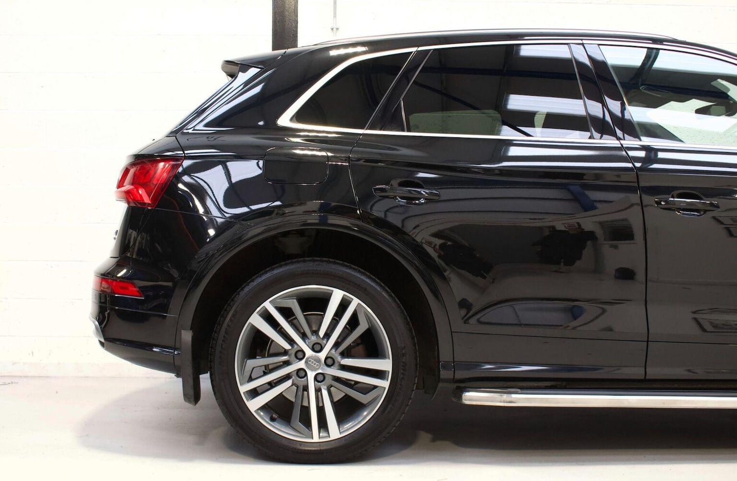 Used Audi Q5 2017 for sale - 76637411: Photo 53