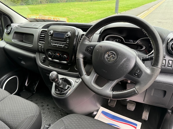 Used Vauxhall Vivaro 2017 for sale - 76256816: Photo 13