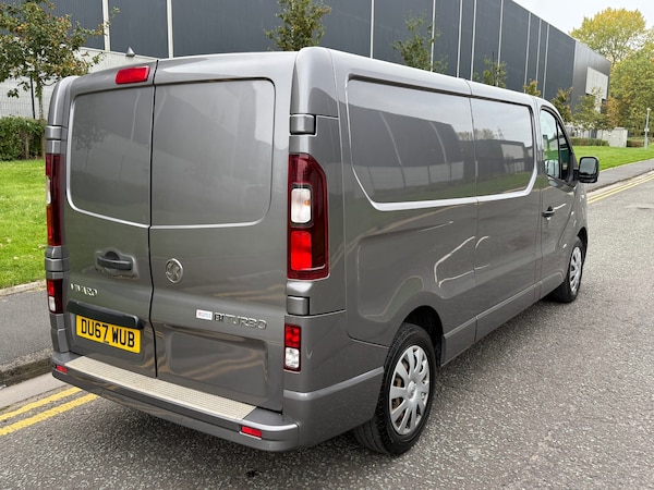 Used Vauxhall Vivaro 2017 for sale - 76256816: Photo 6