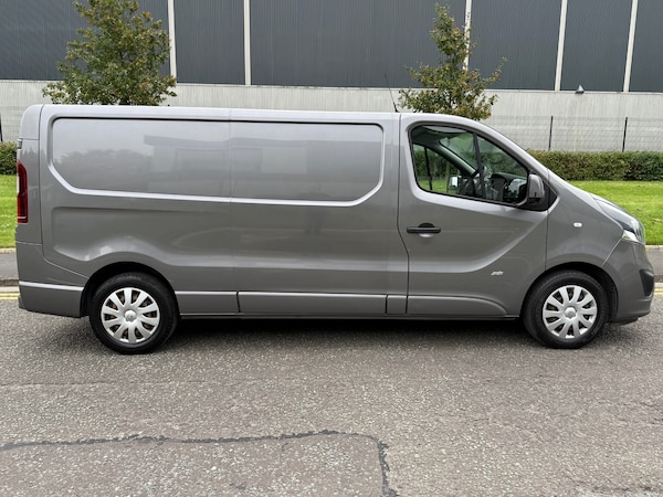 Used Vauxhall Vivaro 2017 for sale - 76256816: Photo 7