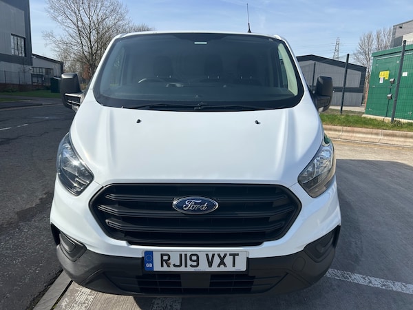 Used Ford Transit Custom 2019 for sale - 74412903: Photo 2