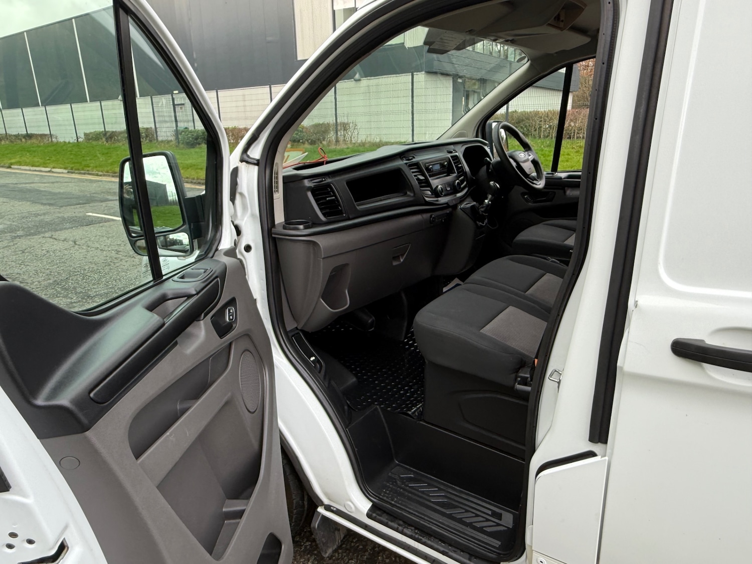 Used Ford Transit Custom 2018 for sale - 78078287: Photo 11