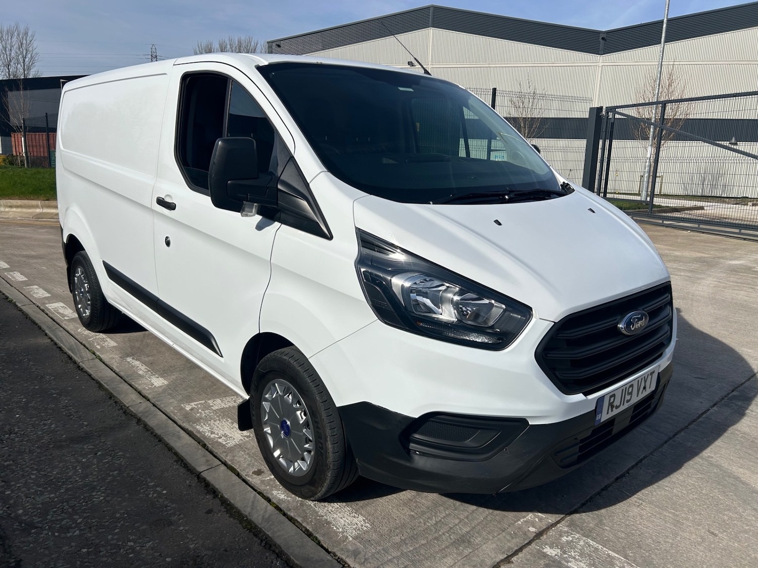 Used Ford Transit Custom 2019 for sale - 77116170: Photo 3