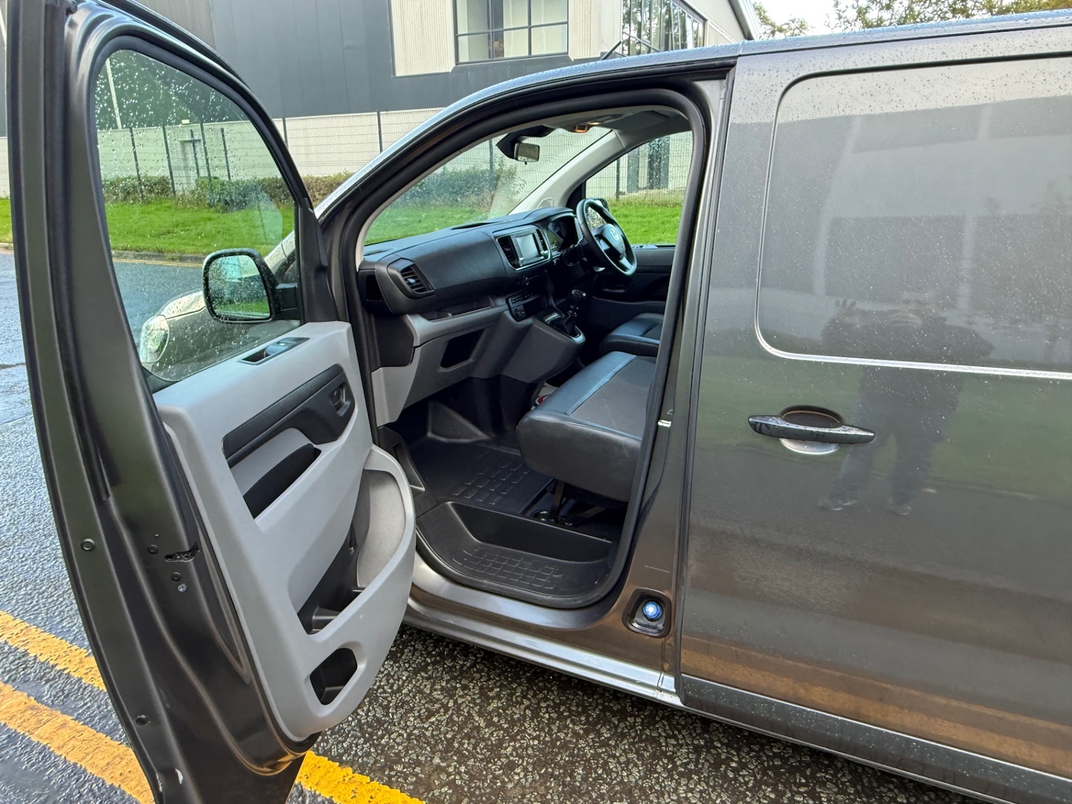 Used Vauxhall Vivaro 2021 for sale - 77125863: Photo 17