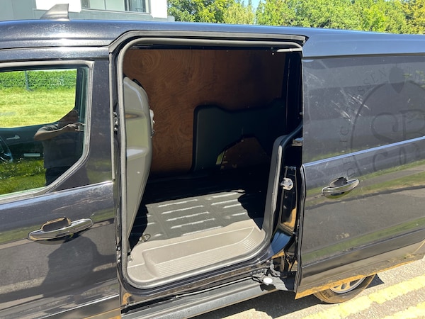 Used Ford Transit Connect 2021 for sale - 74673809: Photo 15